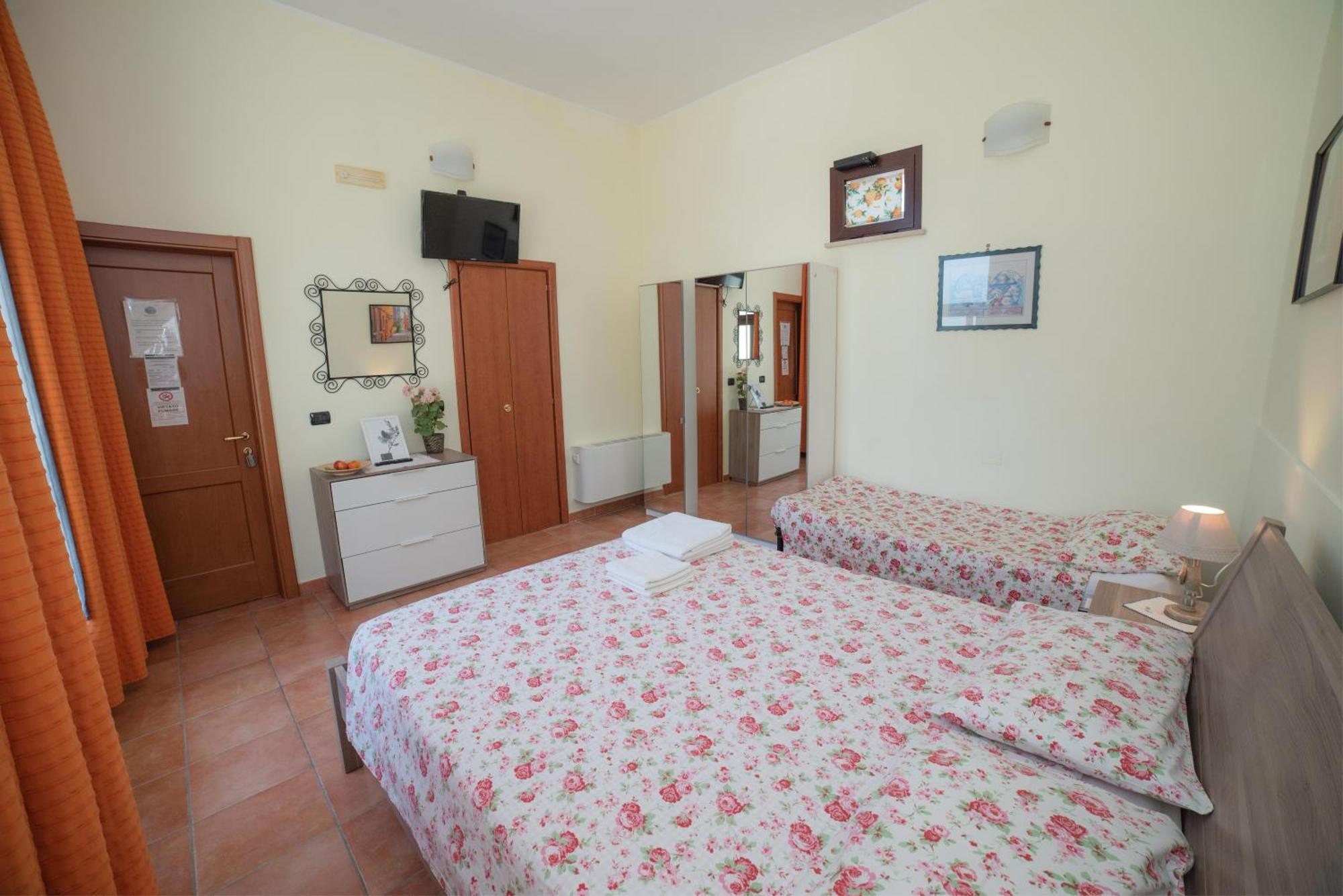 Agriturismo Fiori D'Arancio 帕拉贾诺 外观 照片